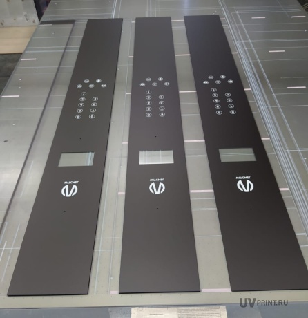 Изображение выполненных работ: УФ-печать на стекле — Лифт